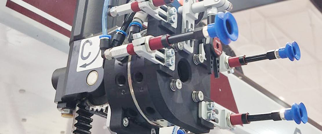 Automated Piggy Bank Removal from Injection Molding